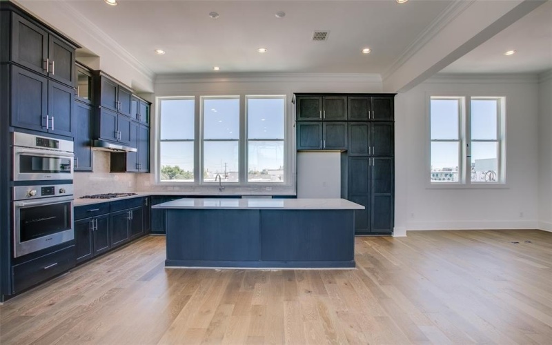 203 Carroll Street, Fort Worth, TX 76107, 3 Bedrooms Bedrooms, ,3 BathroomsBathrooms,Residential,For Sale,203 Carroll Street,0,21128491