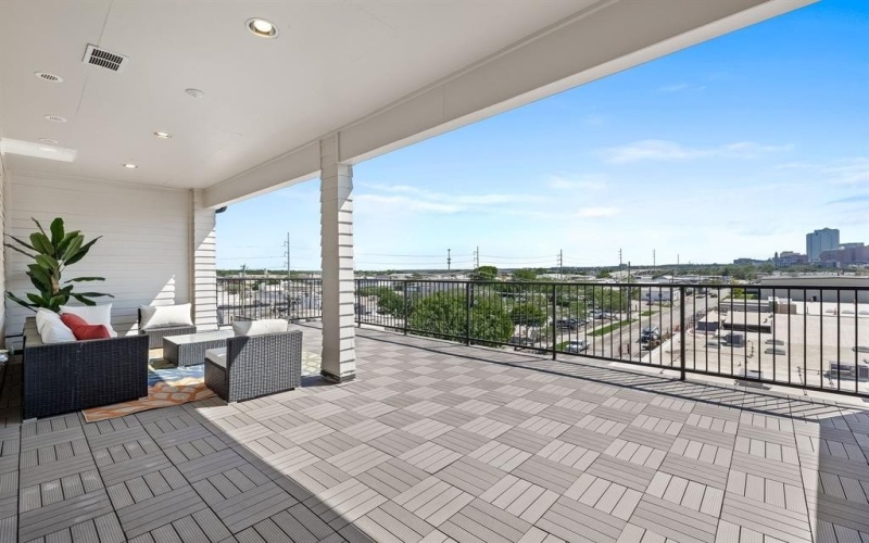 203 Carroll Street, Fort Worth, TX 76107, 3 Bedrooms Bedrooms, ,3 BathroomsBathrooms,Residential,For Sale,203 Carroll Street,0,21128491