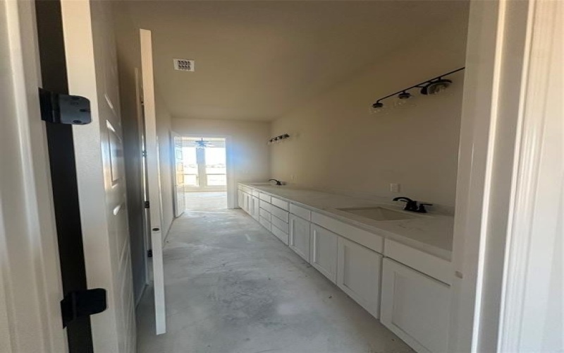 201 Stuart Street, Paradise, TX 76073, 4 Bedrooms Bedrooms, ,2 BathroomsBathrooms,Residential,For Sale,201 Stuart Street,0,21128741