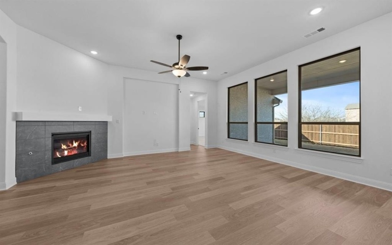 2613 Brazos Drive, Mansfield, TX 76063, 3 Bedrooms Bedrooms, ,2 BathroomsBathrooms,Residential,For Sale,2613 Brazos Drive,0,21128802