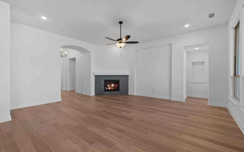 2613 Brazos Drive, Mansfield, TX 76063, 3 Bedrooms Bedrooms, ,2 BathroomsBathrooms,Residential,For Sale,2613 Brazos Drive,0,21128802