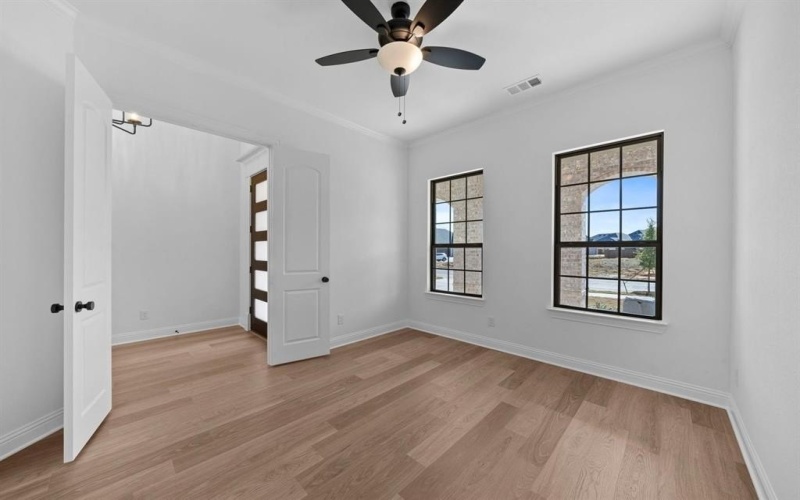 2613 Brazos Drive, Mansfield, TX 76063, 3 Bedrooms Bedrooms, ,2 BathroomsBathrooms,Residential,For Sale,2613 Brazos Drive,0,21128802