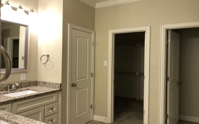 5500 Ledgestone Drive, Fort Worth, TX 76132, 9 Bedrooms Bedrooms, ,5 BathroomsBathrooms,Residential Multi Family,For Sale,5500 Ledgestone Drive,0,21128849