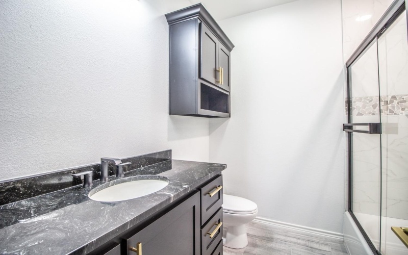 1607 Quincy Avenue, Lubbock, TX 79416, 3 Habitaciones Habitaciones , ,2 BañosBaños,Residential,En Venta,1607 Quincy Avenue,202316555