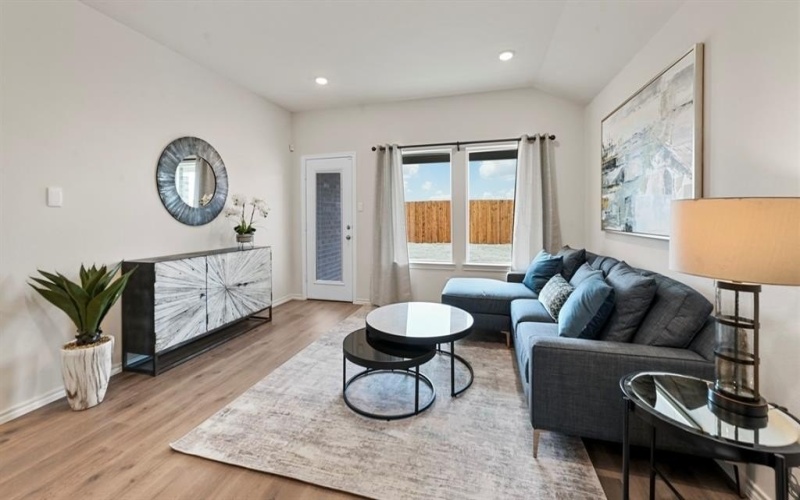 936 Jefferson Way, Sherman, TX 75090, 3 Bedrooms Bedrooms, ,2 BathroomsBathrooms,Residential,For Sale,936 Jefferson Way,0,21129314