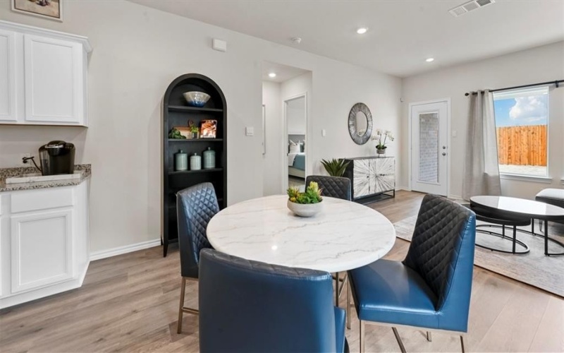 936 Jefferson Way, Sherman, TX 75090, 3 Bedrooms Bedrooms, ,2 BathroomsBathrooms,Residential,For Sale,936 Jefferson Way,0,21129314