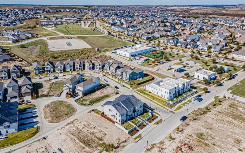 2146 Village Walk Place, Aledo, TX 76008, 3 Bedrooms Bedrooms, ,2 BathroomsBathrooms,Residential,For Sale,2146 Village Walk Place,0,21129435