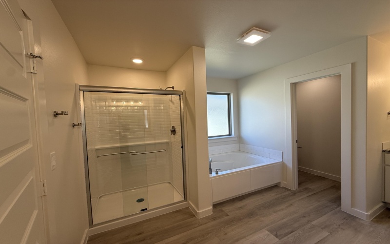 10502 Beaufort Avenue, Lubbock, TX 79424, 3 Bedrooms Bedrooms, ,2 BathroomsBathrooms,Residential,For Sale,10502 Beaufort Avenue,0,202563970