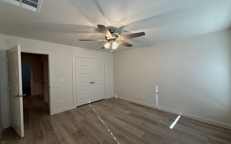 10502 Beaufort Avenue, Lubbock, TX 79424, 3 Bedrooms Bedrooms, ,2 BathroomsBathrooms,Residential,For Sale,10502 Beaufort Avenue,0,202563970