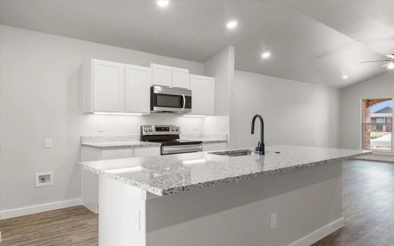 3007 139th Street, Lubbock, TX 79423, 3 Bedrooms Bedrooms, ,2 BathroomsBathrooms,Residential,For Sale,3007 139th Street,0,202563976