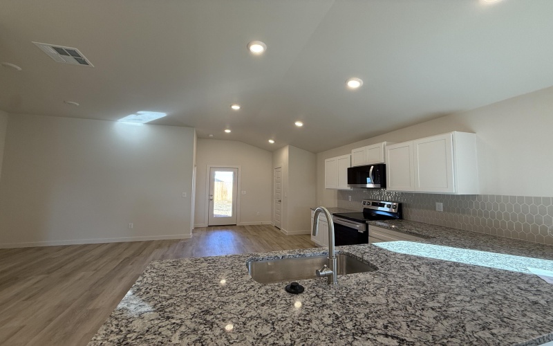 3104 138th Place, Lubbock, TX 79423, 3 Habitaciones Habitaciones , ,2 BañosBaños,Residential,En Venta,3104 138th Place,0,202563984