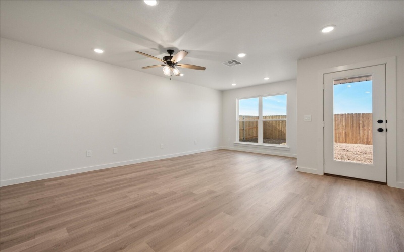 13802 Flint Avenue, Lubbock, TX 79423, 3 Bedrooms Bedrooms, ,2 BathroomsBathrooms,Residential,For Sale,13802 Flint Avenue,0,202563987