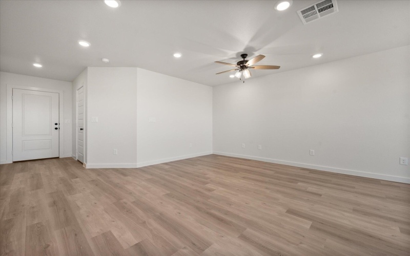 13802 Flint Avenue, Lubbock, TX 79423, 3 Bedrooms Bedrooms, ,2 BathroomsBathrooms,Residential,For Sale,13802 Flint Avenue,0,202563987