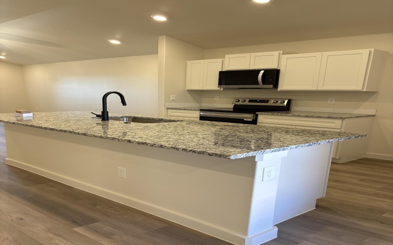 2509 Kenwood Avenue, Lubbock, TX 79407, 3 Bedrooms Bedrooms, ,2 BathroomsBathrooms,Residential,For Sale,2509 Kenwood Avenue,0,202564003