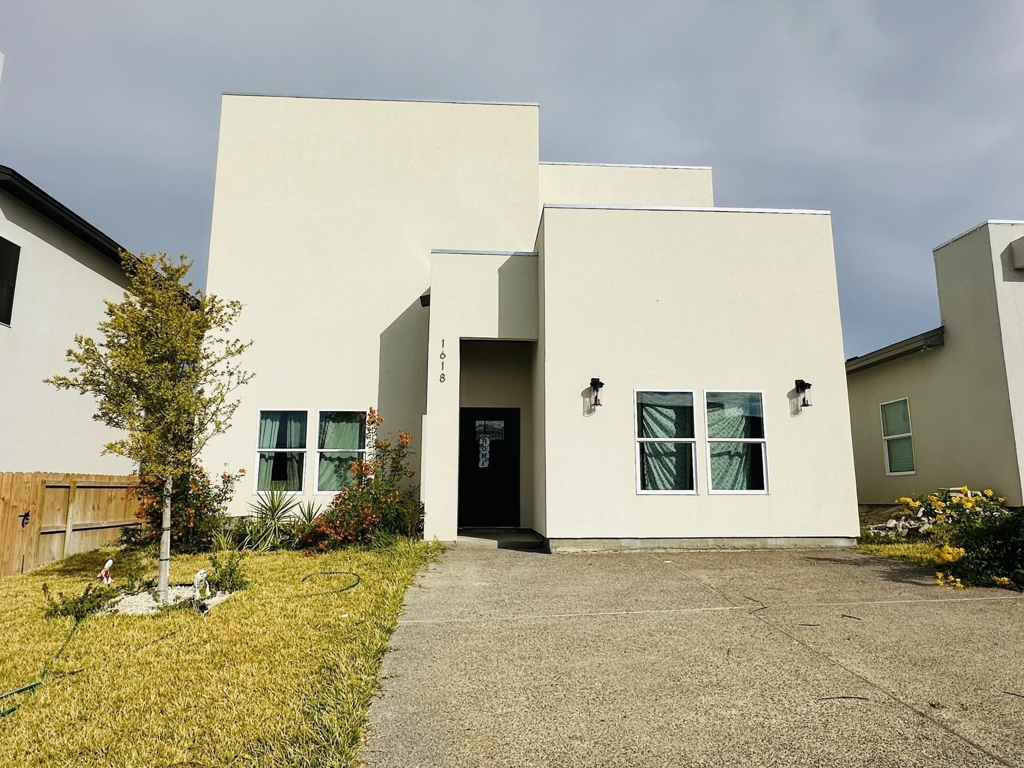 1618 Coba Dr., LAREDO, TX 78046, 4 Bedrooms Bedrooms, ,2 BathroomsBathrooms,Residential,For Sale,1618 Coba Dr.,0,20255338