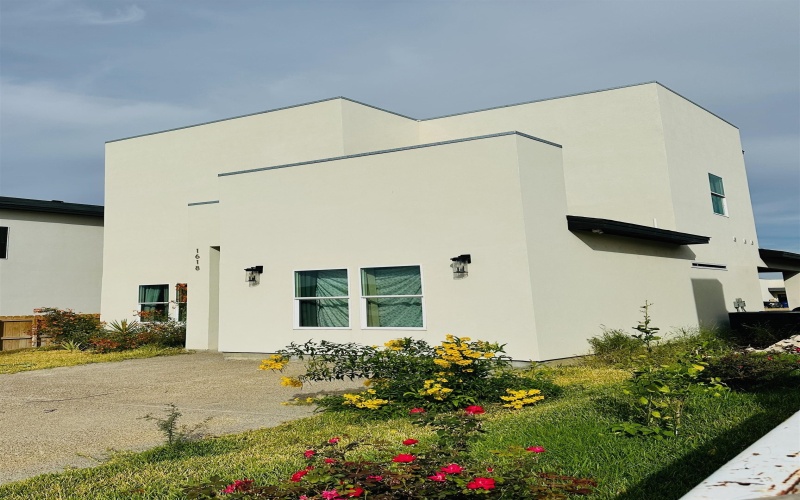 1618 Coba Dr., LAREDO, TX 78046, 4 Bedrooms Bedrooms, ,2 BathroomsBathrooms,Residential,For Sale,1618 Coba Dr.,0,20255338