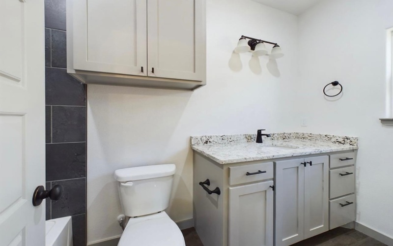 807 12th Street, Shallowater, TX 79363, 3 Habitaciones Habitaciones , ,2 BañosBaños,Residential,En Venta,807 12th Street,202409408