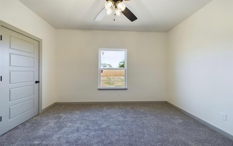 807 12th Street, Shallowater, TX 79363, 3 Habitaciones Habitaciones , ,2 BañosBaños,Residential,En Venta,807 12th Street,202409408