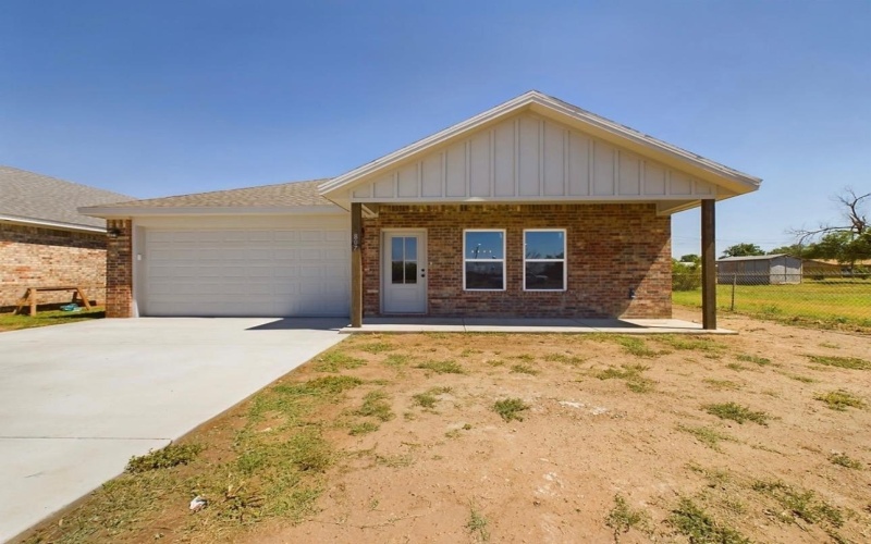 807 12th Street, Shallowater, TX 79363, 3 Habitaciones Habitaciones , ,2 BañosBaños,Residential,En Venta,807 12th Street,202409408