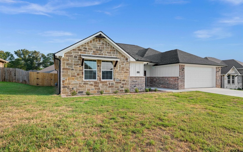 113 Hay Meadow, Winona, TX 75792, 4 Bedrooms Bedrooms, ,2 BathroomsBathrooms,Residential,For Sale,113 Hay Meadow,0,25017587