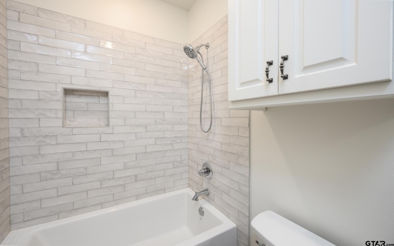 6470 Hwy 110, Tyler, TX 75704, 3 Bedrooms Bedrooms, ,1 BathroomBathrooms,Farm,For Sale,6470 Hwy 110,0,25017606