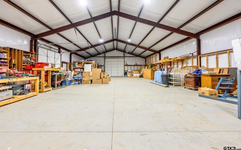 6470 Hwy 110, Tyler, TX 75704, 3 Bedrooms Bedrooms, ,1 BathroomBathrooms,Farm,For Sale,6470 Hwy 110,0,25017606