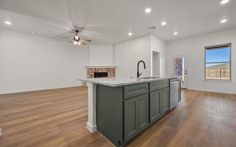 602 E 22nd Street, Wolfforth, TX 79382, 3 Habitaciones Habitaciones , ,2 BañosBaños,Residential,En Venta,602 E 22nd Street,0,202563954