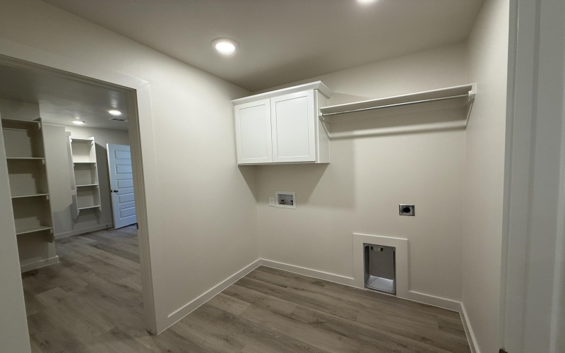 10506 Beaufort Avenue, Lubbock, TX 79424, 3 Bedrooms Bedrooms, ,2 BathroomsBathrooms,Residential,For Sale,10506 Beaufort Avenue,0,202563968