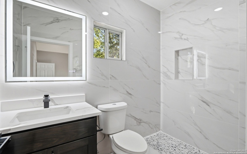 930 Gladstone, San Antonio, TX 78225, 3 Bedrooms Bedrooms, ,2 BathroomsBathrooms,Residential,For Sale,930 Gladstone,0,1927499