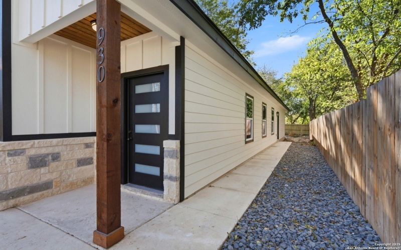 930 Gladstone, San Antonio, TX 78225, 3 Bedrooms Bedrooms, ,2 BathroomsBathrooms,Residential,For Sale,930 Gladstone,0,1927499