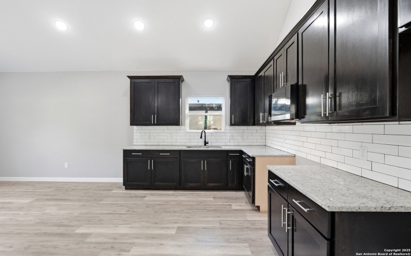 930 Gladstone, San Antonio, TX 78225, 3 Bedrooms Bedrooms, ,2 BathroomsBathrooms,Residential,For Sale,930 Gladstone,0,1927499