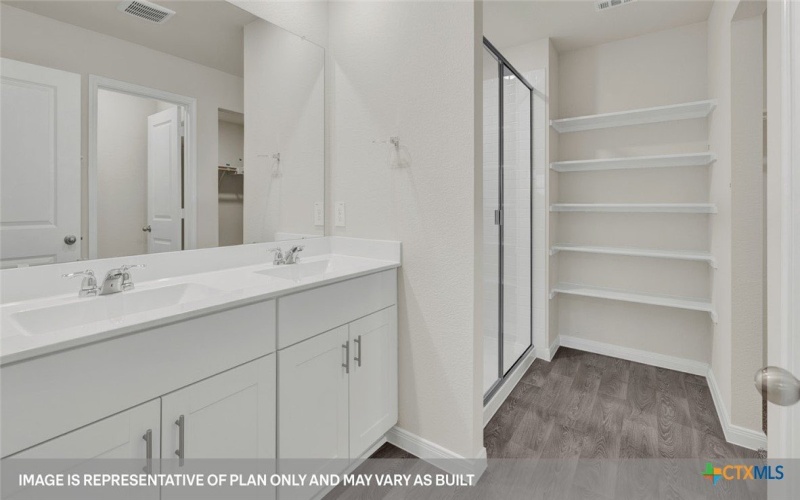 140 RAYMONDVILLE Path, San Marcos, TX 78666, 3 Habitaciones Habitaciones , ,2 BañosBaños,Residential,En Venta,140 RAYMONDVILLE Path,0,599725