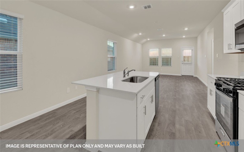 140 RAYMONDVILLE Path, San Marcos, TX 78666, 3 Habitaciones Habitaciones , ,2 BañosBaños,Residential,En Venta,140 RAYMONDVILLE Path,0,599725