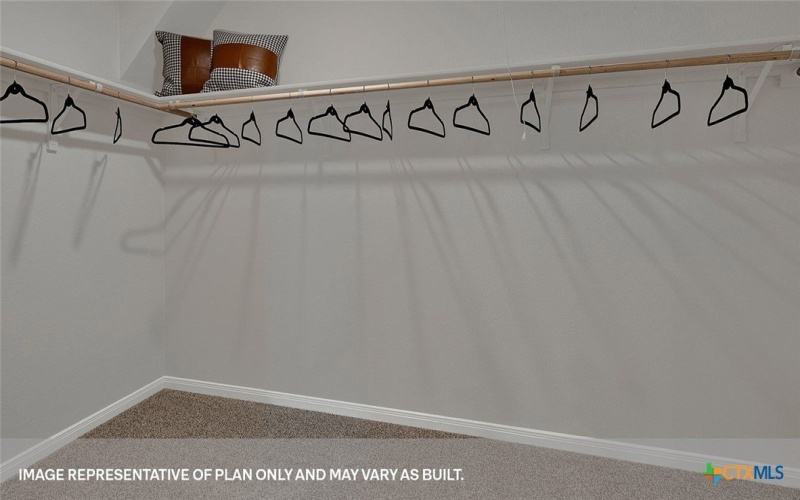 136 RAYMONDVILLE Path, San Marcos, TX 78666, 3 Habitaciones Habitaciones , ,2 BañosBaños,Residential,En Venta,136 RAYMONDVILLE Path,0,599729