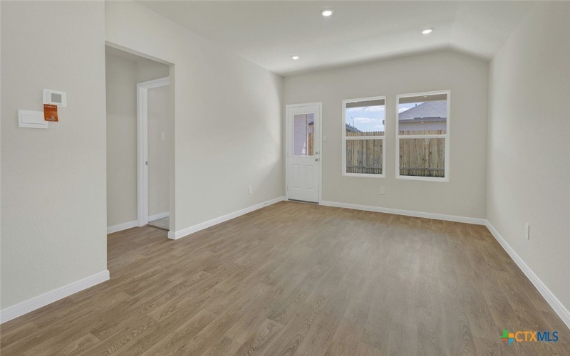 105 MORNING SIDE Grove, San Marcos, TX 78666, 4 Bedrooms Bedrooms, ,2 BathroomsBathrooms,Residential,For Sale,105 MORNING SIDE Grove,0,599732