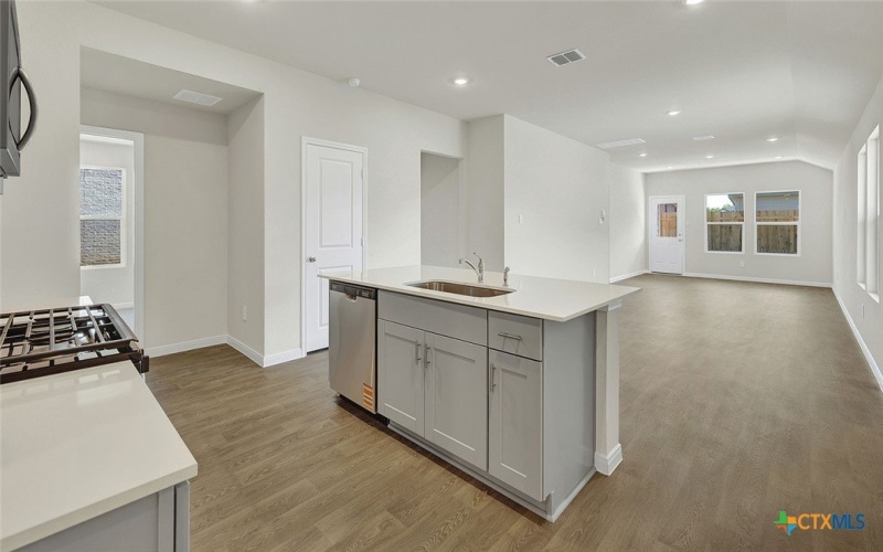 105 MORNING SIDE Grove, San Marcos, TX 78666, 4 Bedrooms Bedrooms, ,2 BathroomsBathrooms,Residential,For Sale,105 MORNING SIDE Grove,0,599732