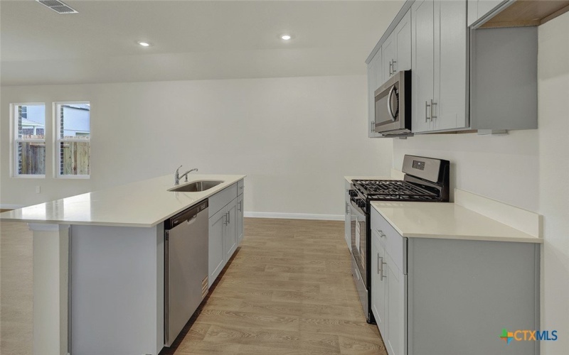 105 MORNING SIDE Grove, San Marcos, TX 78666, 4 Bedrooms Bedrooms, ,2 BathroomsBathrooms,Residential,For Sale,105 MORNING SIDE Grove,0,599732