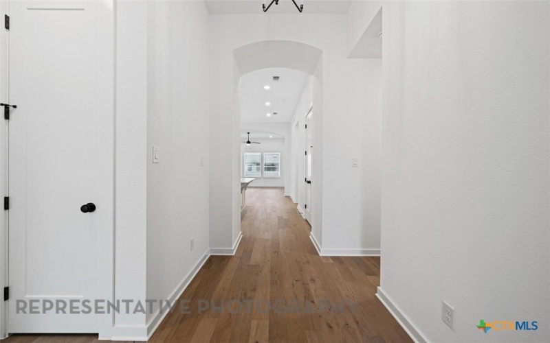 120 Fox Run, Georgetown, TX 78628, 4 Habitaciones Habitaciones , ,3 BañosBaños,Residential,En Venta,120 Fox Run,0,599734