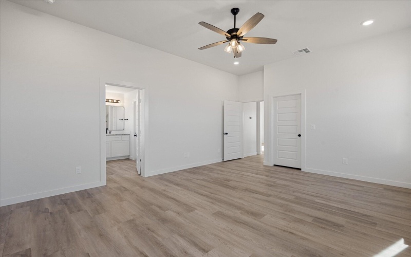 13814 Gary Avenue, Lubbock, TX 79423, 4 Bedrooms Bedrooms, ,2 BathroomsBathrooms,Residential,For Sale,13814 Gary Avenue,0,202564007