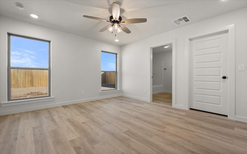 13817 Gary Avenue, Lubbock, TX 79423, 3 Bedrooms Bedrooms, ,2 BathroomsBathrooms,Residential,For Sale,13817 Gary Avenue,0,202564009