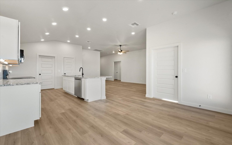 13820 Gary Avenue, Lubbock, TX 79423, 3 Bedrooms Bedrooms, ,2 BathroomsBathrooms,Residential,For Sale,13820 Gary Avenue,0,202564011