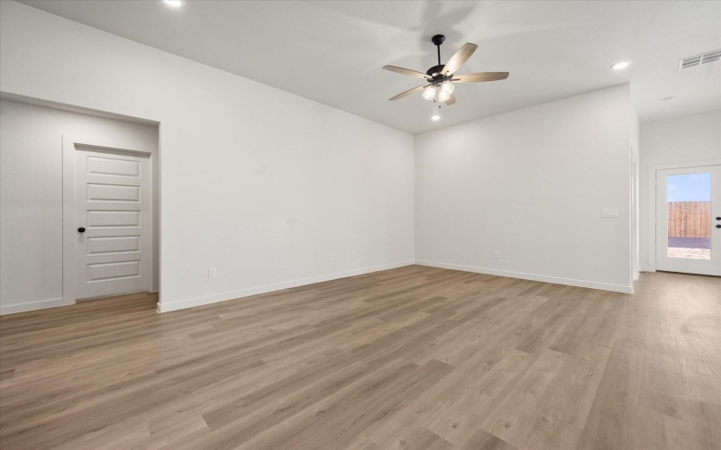 13820 Gary Avenue, Lubbock, TX 79423, 3 Bedrooms Bedrooms, ,2 BathroomsBathrooms,Residential,For Sale,13820 Gary Avenue,0,202564011