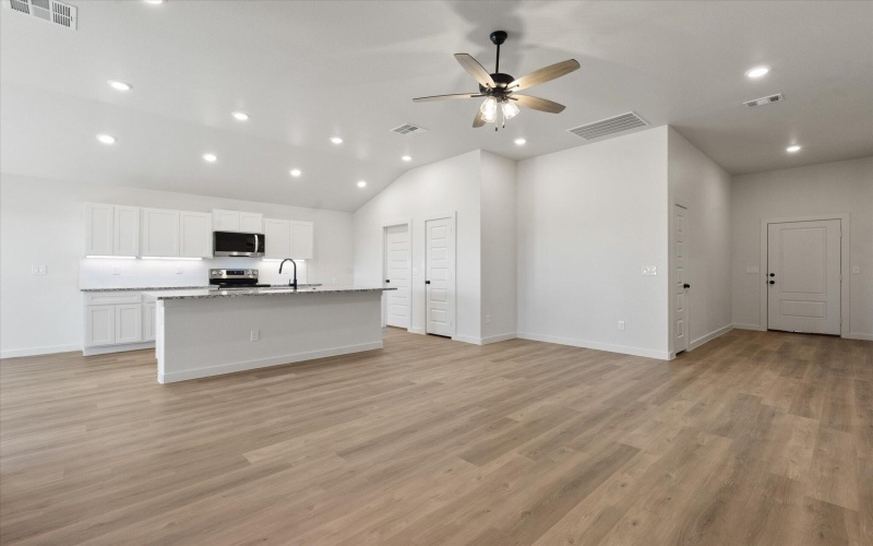 13820 Gary Avenue, Lubbock, TX 79423, 3 Bedrooms Bedrooms, ,2 BathroomsBathrooms,Residential,For Sale,13820 Gary Avenue,0,202564011