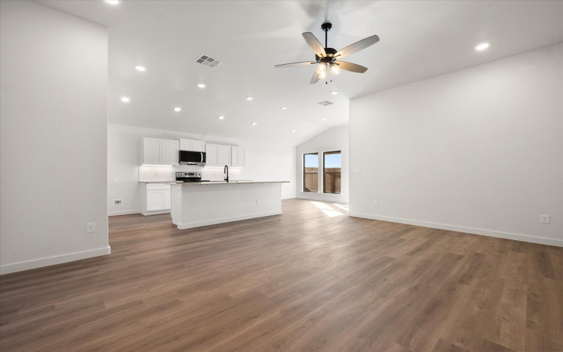 13818 Gary Avenue, Lubbock, TX 79423, 3 Bedrooms Bedrooms, ,2 BathroomsBathrooms,Residential,For Sale,13818 Gary Avenue,0,202564012