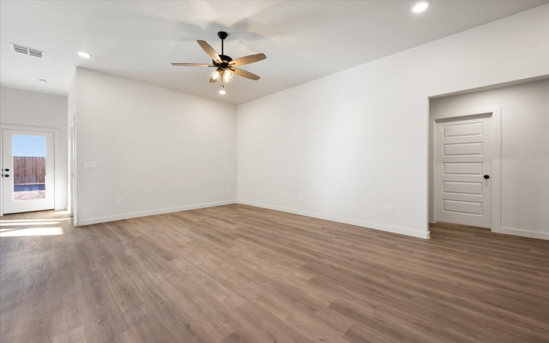 13818 Gary Avenue, Lubbock, TX 79423, 3 Bedrooms Bedrooms, ,2 BathroomsBathrooms,Residential,For Sale,13818 Gary Avenue,0,202564012