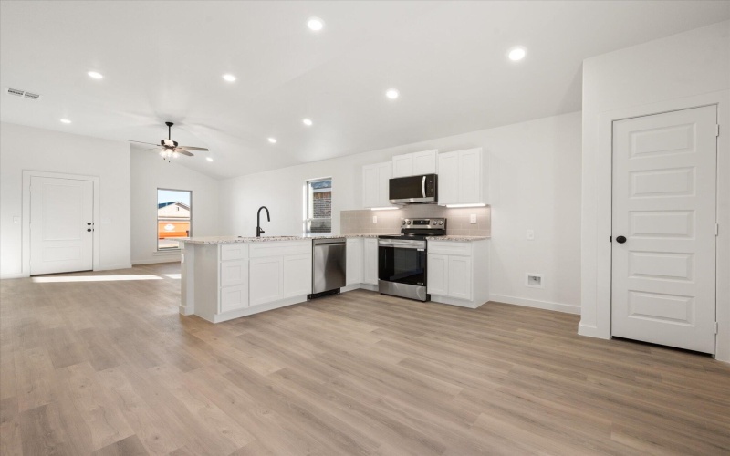 13816 Gary Avenue, Lubbock, TX 79423, 3 Habitaciones Habitaciones , ,2 BañosBaños,Residential,En Venta,13816 Gary Avenue,0,202564013