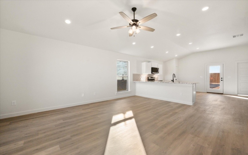 13816 Gary Avenue, Lubbock, TX 79423, 3 Habitaciones Habitaciones , ,2 BañosBaños,Residential,En Venta,13816 Gary Avenue,0,202564013