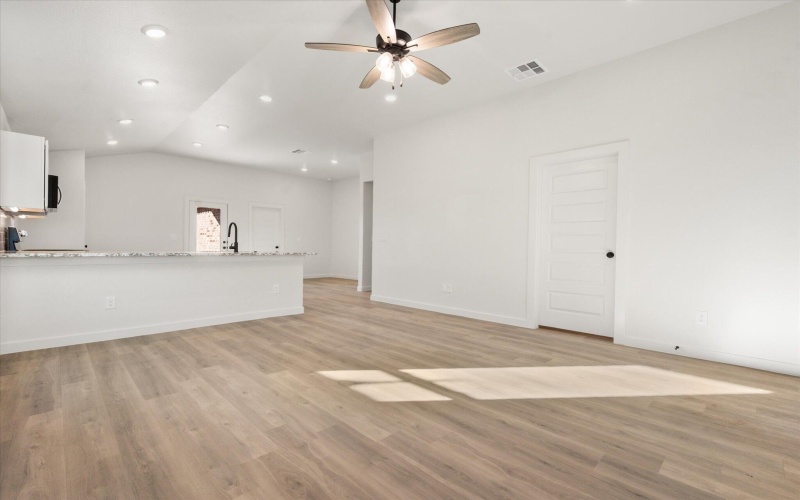 13816 Gary Avenue, Lubbock, TX 79423, 3 Habitaciones Habitaciones , ,2 BañosBaños,Residential,En Venta,13816 Gary Avenue,0,202564013