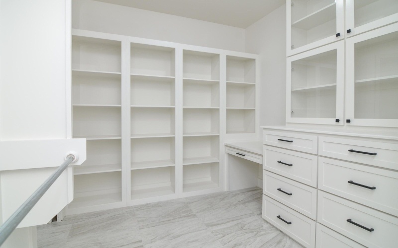 7801 56th Street, Lubbock, TX 79407, 5 Habitaciones Habitaciones , ,3 BañosBaños,Residential,En Venta,7801 56th Street,0,202564015