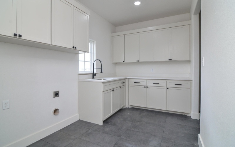 7801 56th Street, Lubbock, TX 79407, 5 Habitaciones Habitaciones , ,3 BañosBaños,Residential,En Venta,7801 56th Street,0,202564015